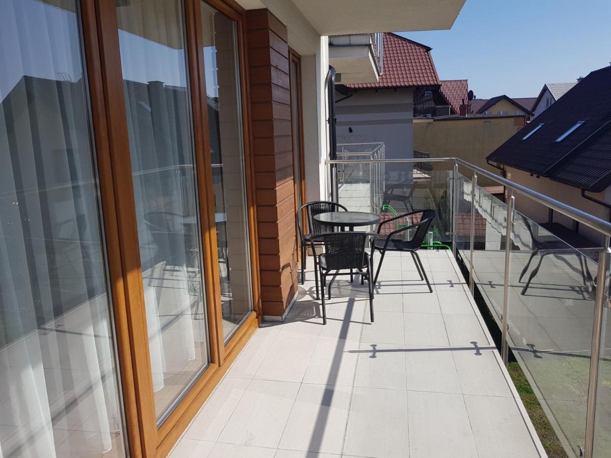 Marina Jastarnia Apartamenty W Budynku Z Basenem Eksteriør bilde