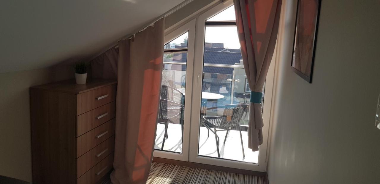 Marina Jastarnia Apartamenty W Budynku Z Basenem Eksteriør bilde